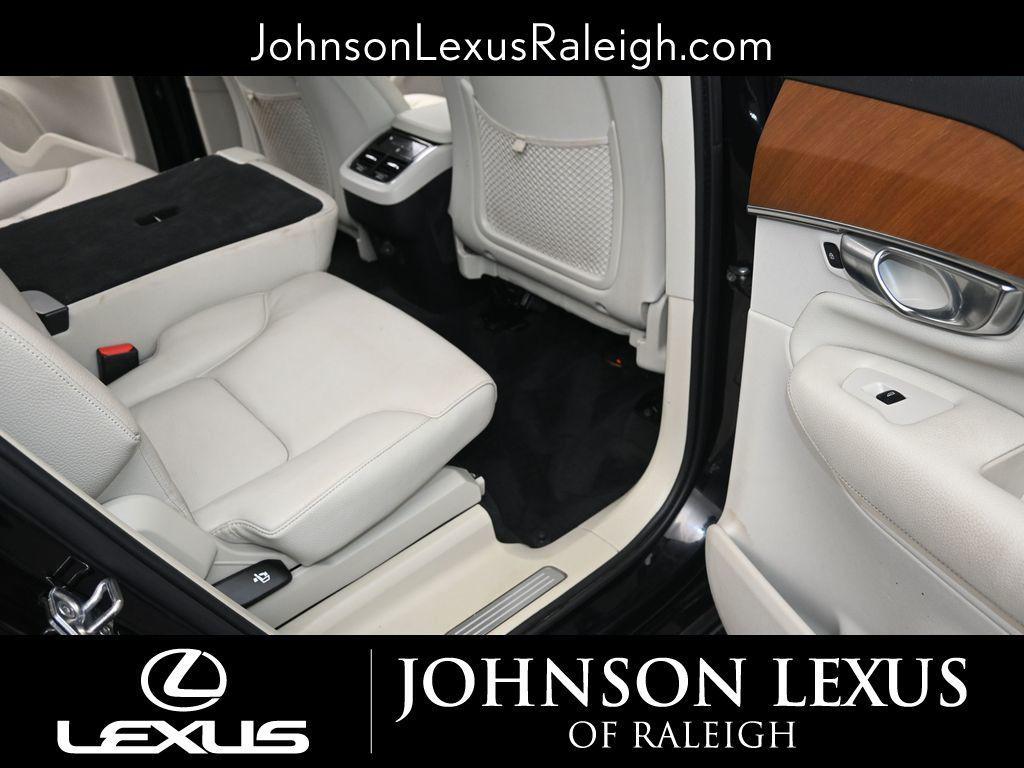 used 2021 Volvo XC90 car, priced at $29,722