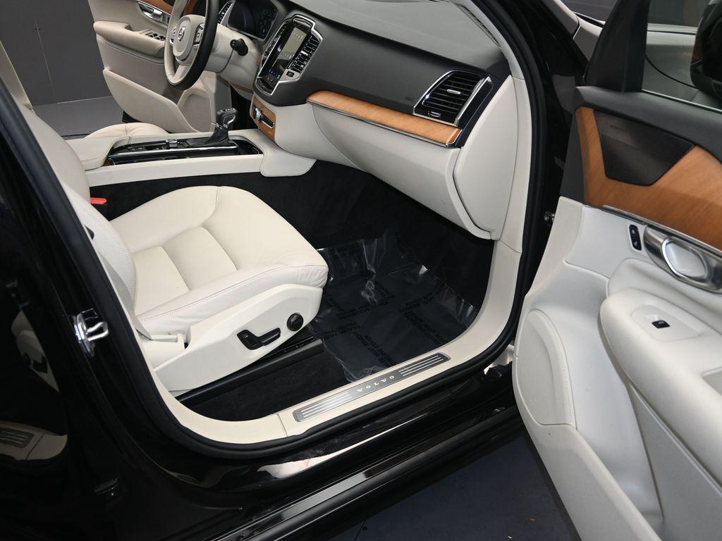 used 2021 Volvo XC90 car, priced at $32,980