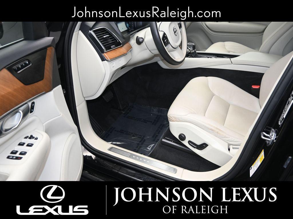 used 2021 Volvo XC90 car, priced at $29,722