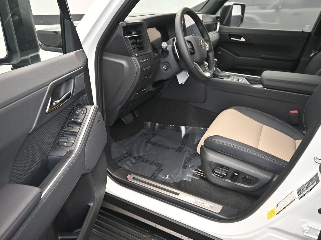 new 2026 Lexus GX 550 car, priced at $86,779