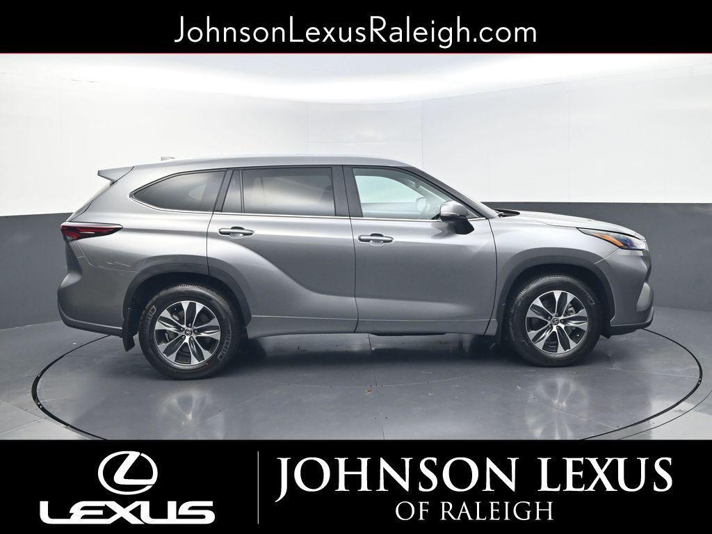used 2026 Toyota Highlander car, priced at $47,980