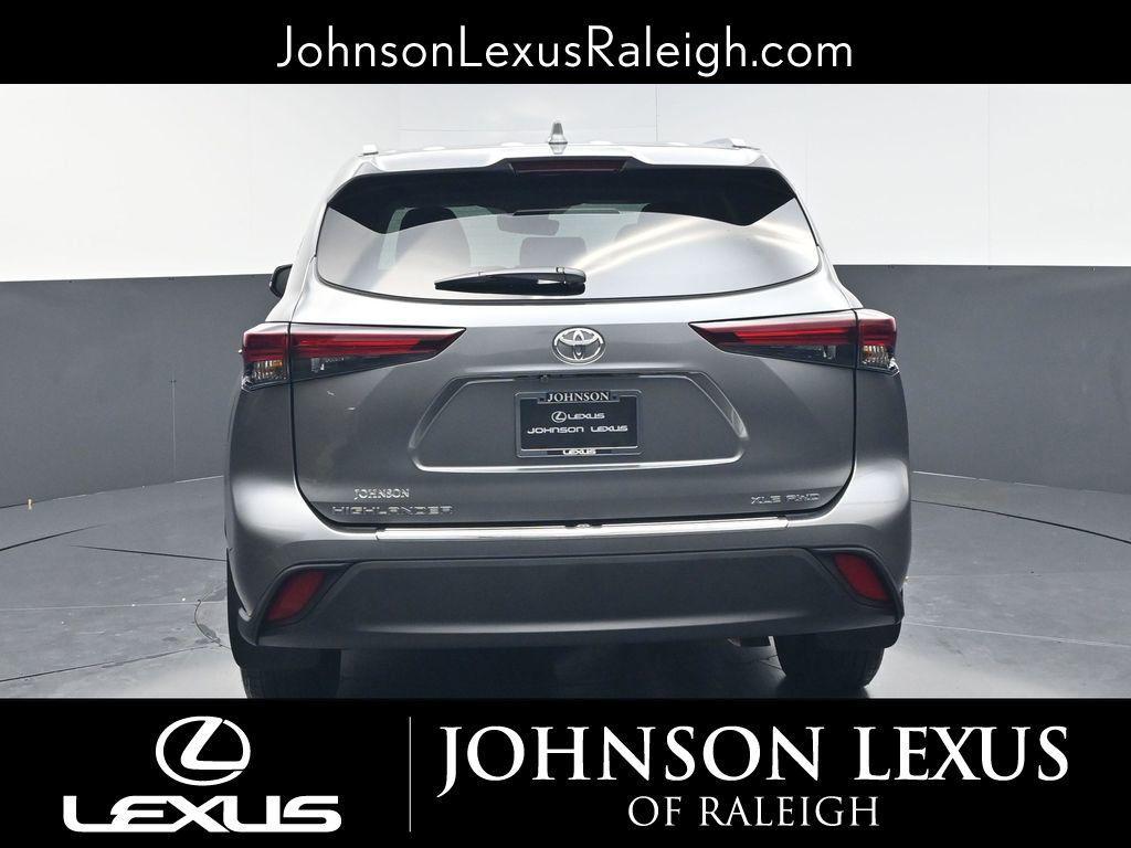 used 2026 Toyota Highlander car, priced at $47,980