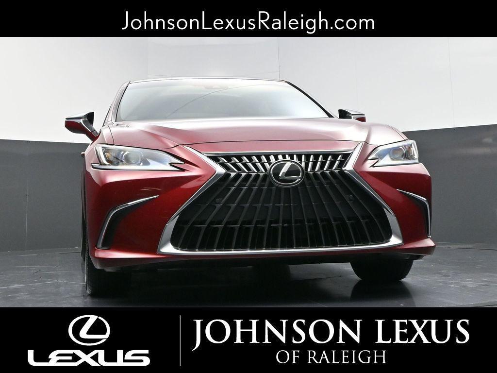 used 2023 Lexus ES 300h car, priced at $39,980