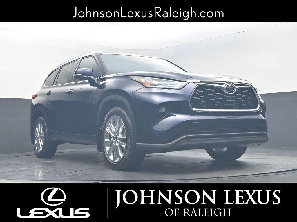 used 2020 Toyota Highlander car, priced at $33,980