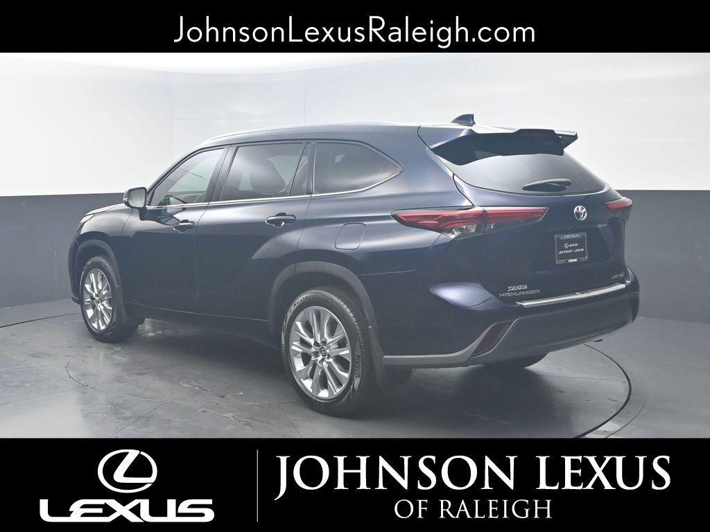 used 2020 Toyota Highlander car, priced at $33,980