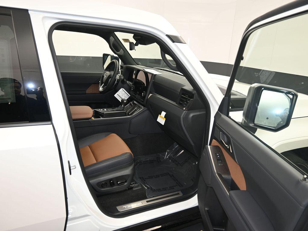 new 2026 Lexus GX 550 car, priced at $87,761