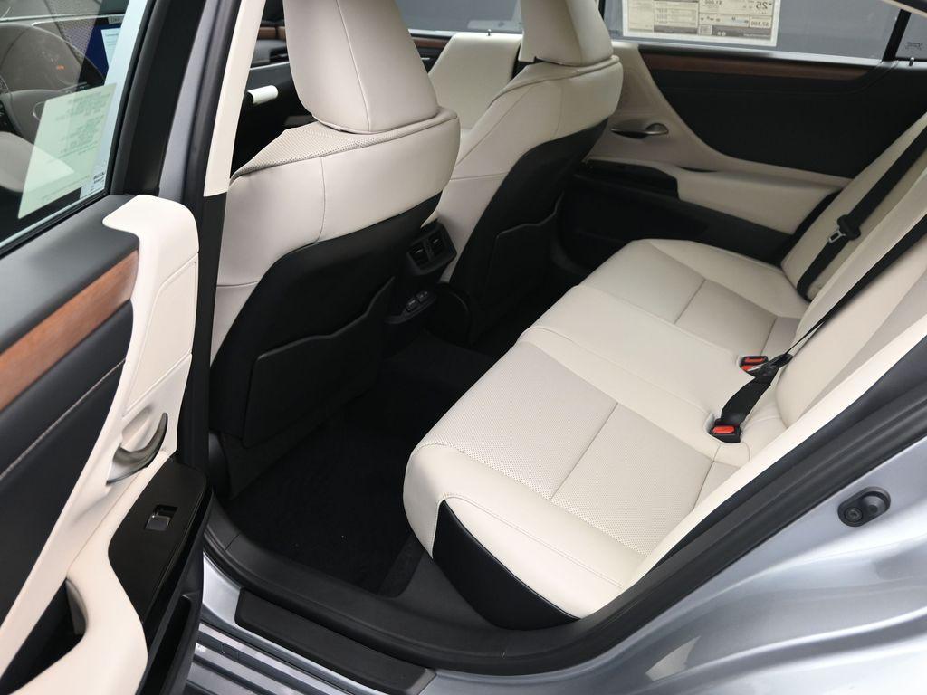 new 2025 Lexus ES 350 car, priced at $50,024