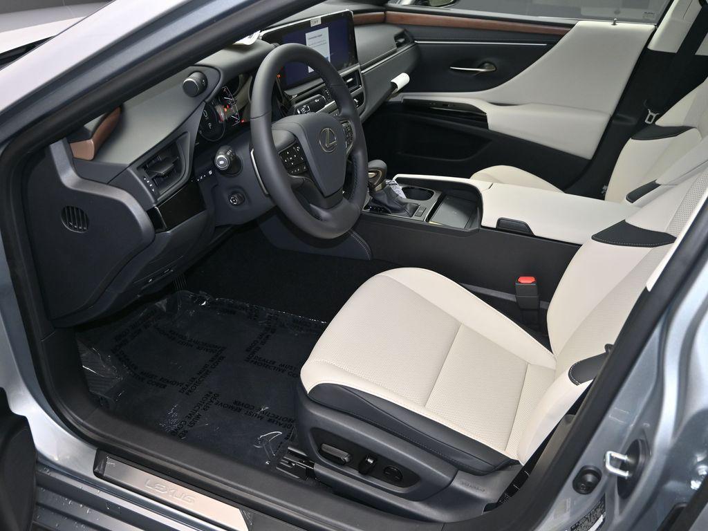 new 2025 Lexus ES 350 car, priced at $50,024
