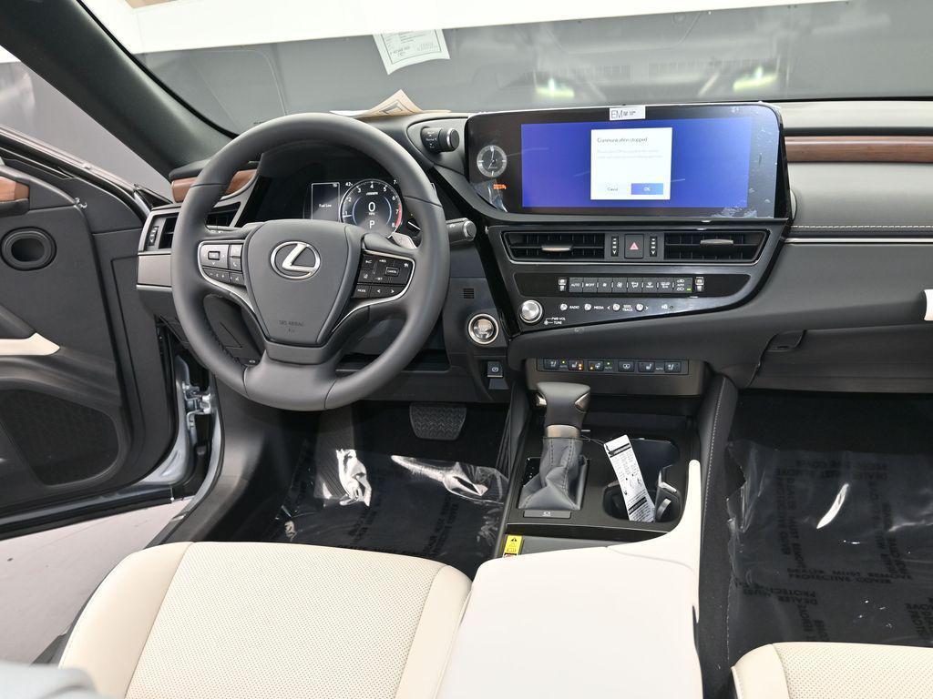 new 2025 Lexus ES 350 car, priced at $50,024