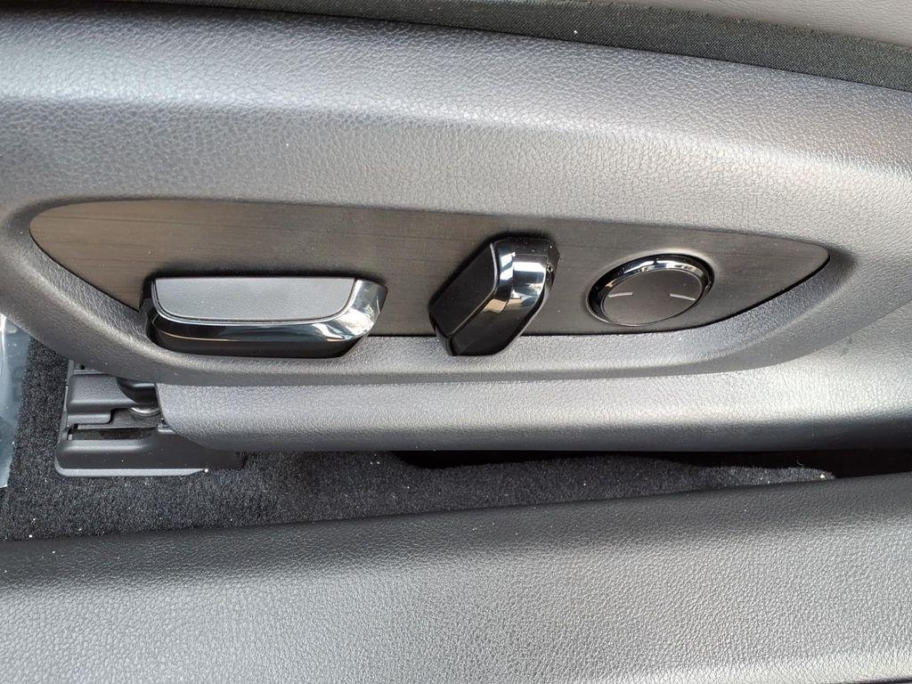 new 2025 Lexus ES 350 car, priced at $50,193