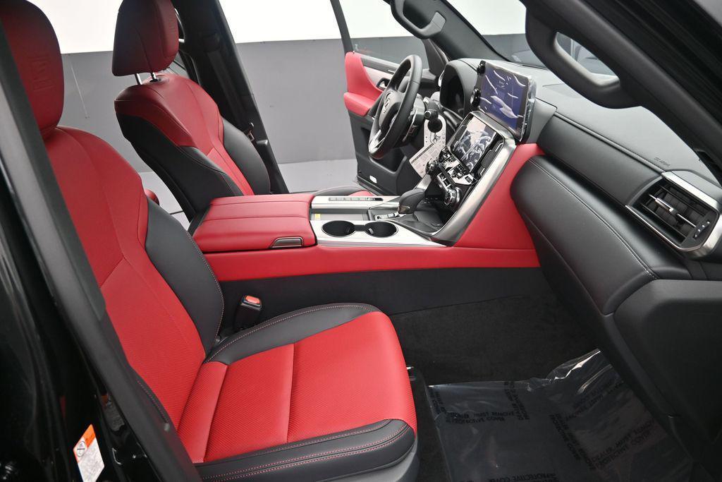 new 2026 Lexus LX 700h car, priced at $123,892