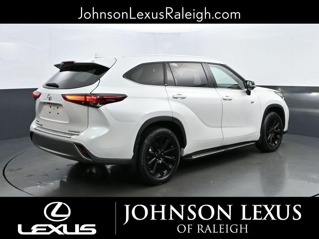 used 2024 Toyota Highlander car, priced at $43,980