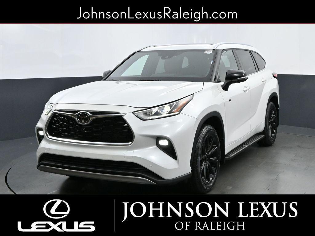 used 2024 Toyota Highlander car, priced at $43,980