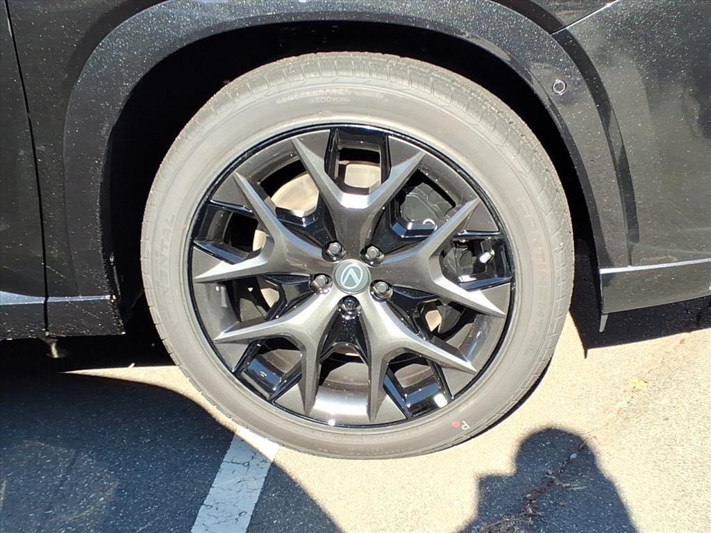 new 2026 Lexus TX 500h car, priced at $73,958