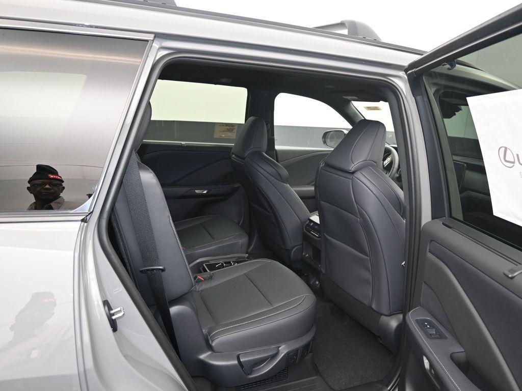 new 2026 Lexus TX 500h car, priced at $76,156