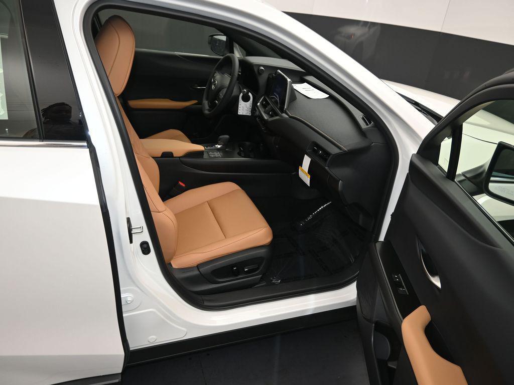 new 2025 Lexus UX 300h car, priced at $43,194