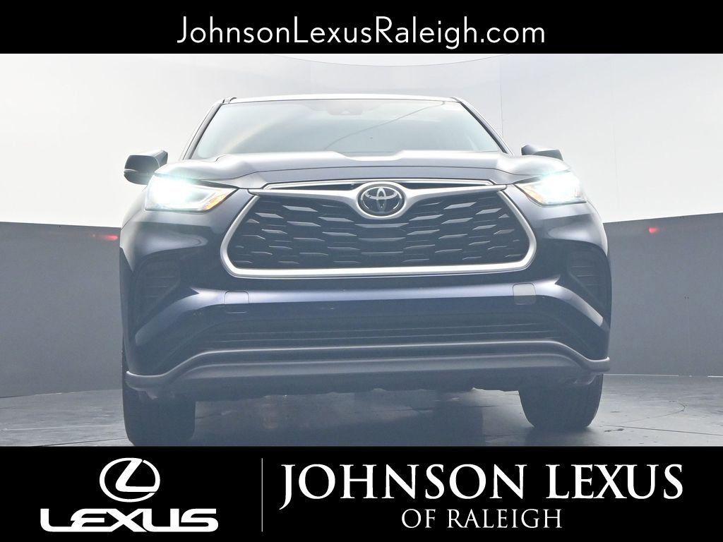 used 2020 Toyota Highlander car, priced at $23,277