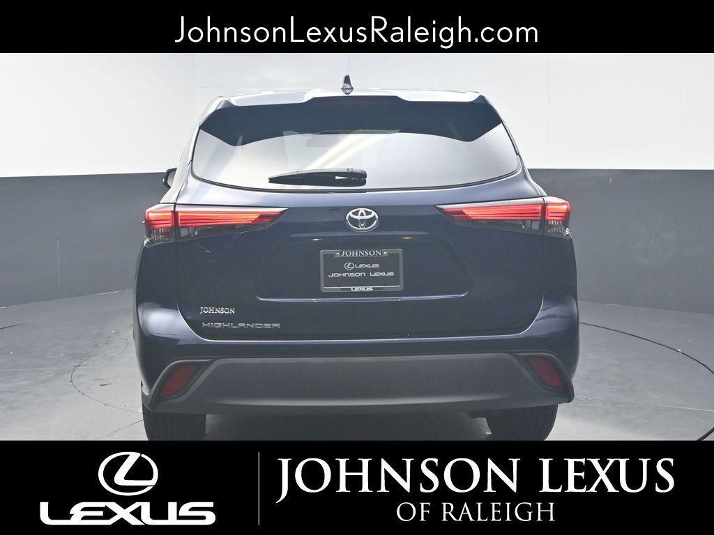 used 2020 Toyota Highlander car, priced at $23,277