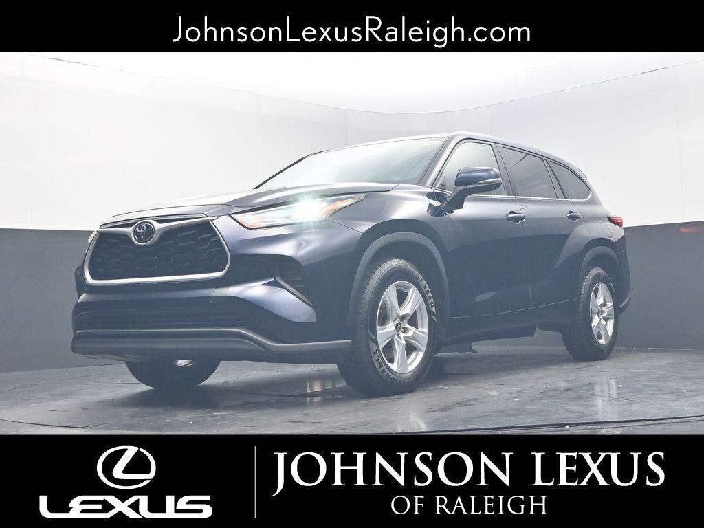 used 2020 Toyota Highlander car, priced at $23,277