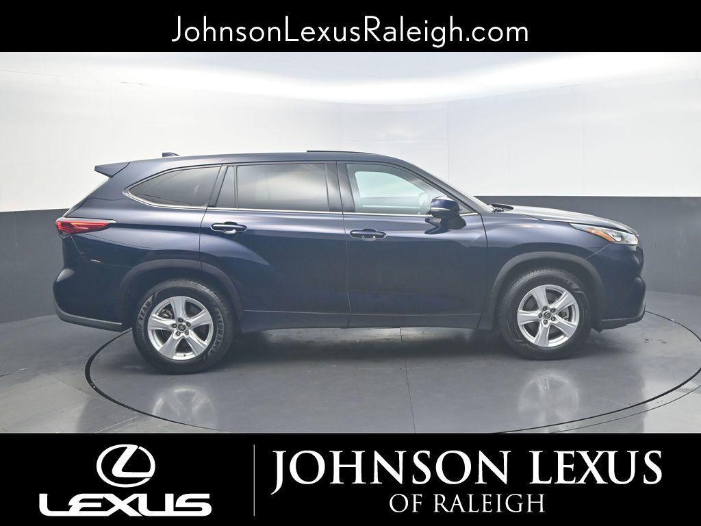 used 2020 Toyota Highlander car, priced at $23,277