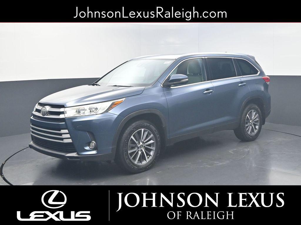 used 2019 Toyota Highlander car, priced at $32,980