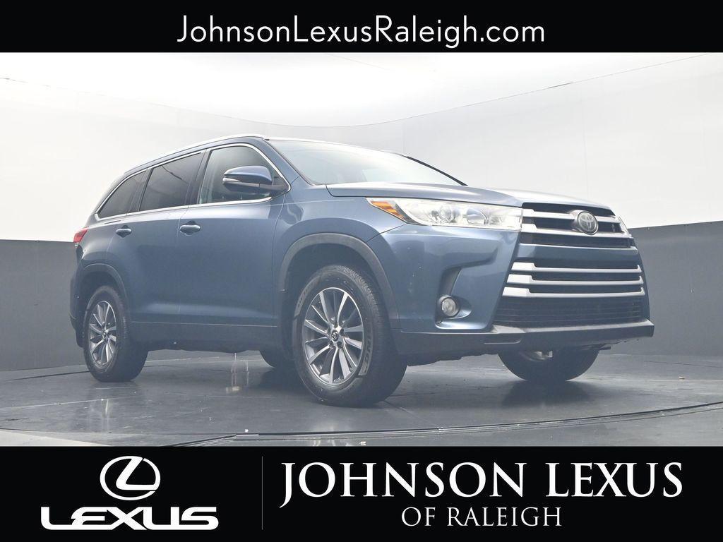 used 2019 Toyota Highlander car, priced at $32,980