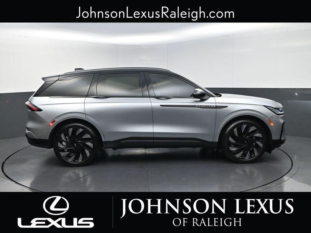 used 2024 Lincoln Nautilus car, priced at $51,786