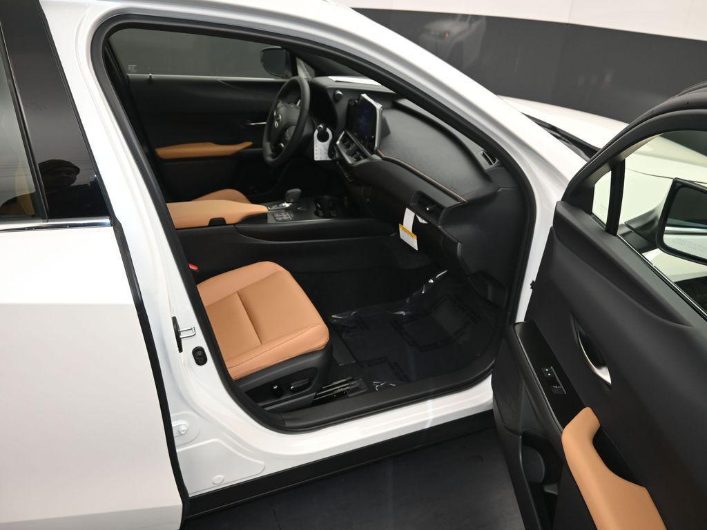 new 2025 Lexus UX 300h car, priced at $43,194