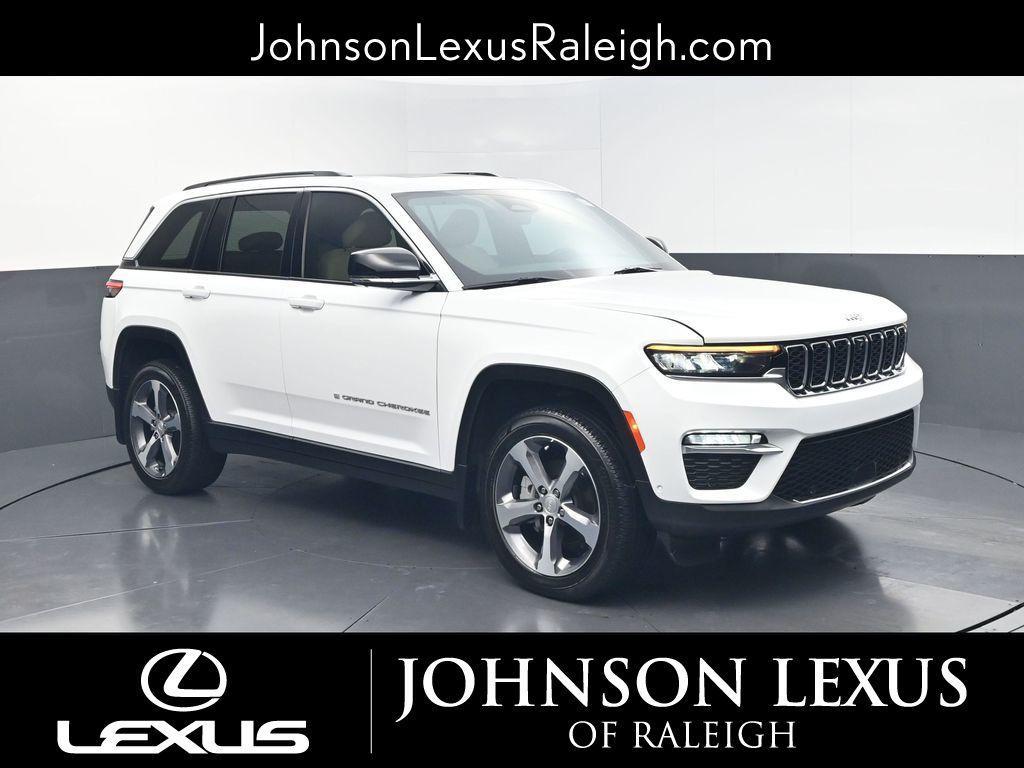 used 2024 Jeep Grand Cherokee car, priced at $37,980