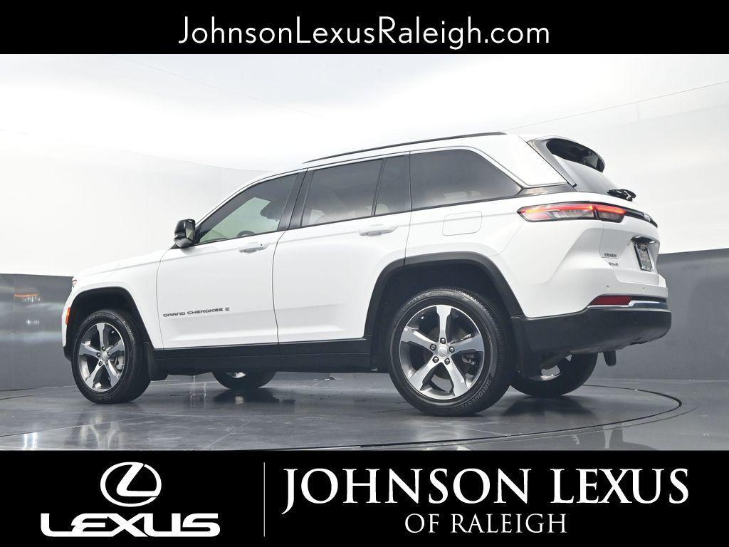 used 2024 Jeep Grand Cherokee car, priced at $37,980