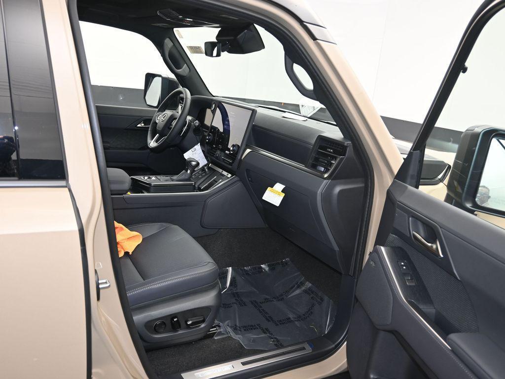 new 2026 Lexus GX 550 car, priced at $87,129