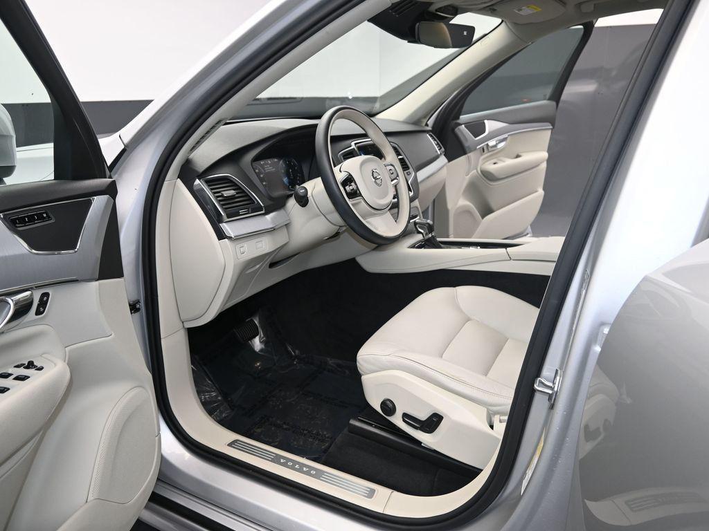 used 2021 Volvo XC90 car, priced at $27,980