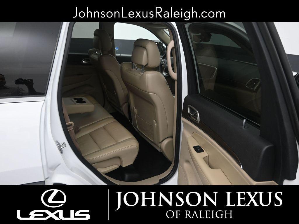 used 2017 Jeep Grand Cherokee car, priced at $14,988