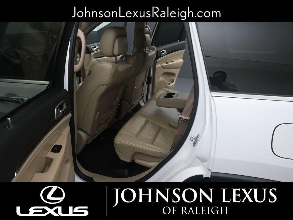 used 2017 Jeep Grand Cherokee car, priced at $14,988