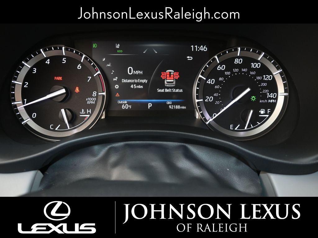 used 2022 Toyota Highlander car, priced at $27,958