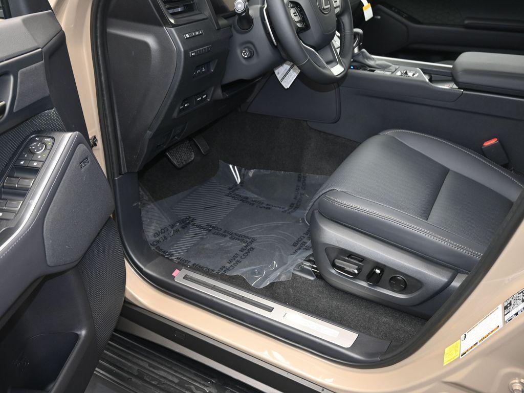 new 2026 Lexus GX 550 car, priced at $87,058