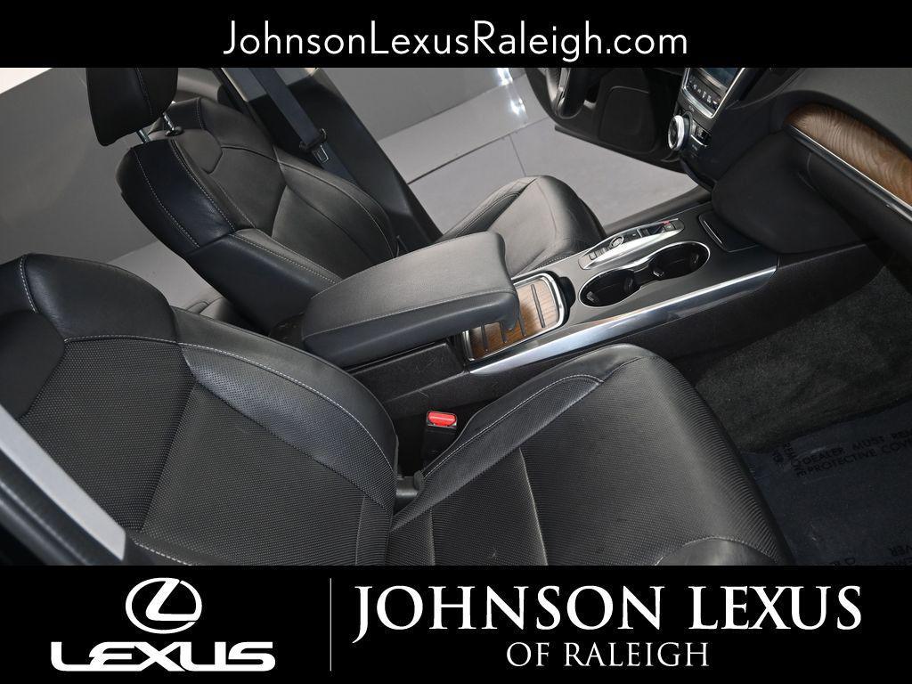 used 2020 Acura MDX car, priced at $27,980