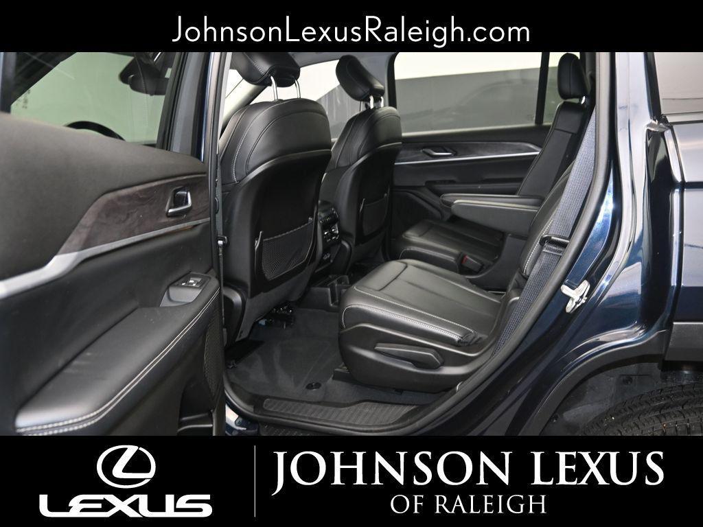 used 2023 Jeep Grand Cherokee L car, priced at $33,478