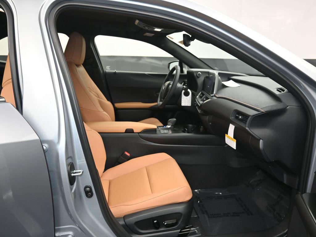 new 2025 Lexus UX 300h car, priced at $43,194