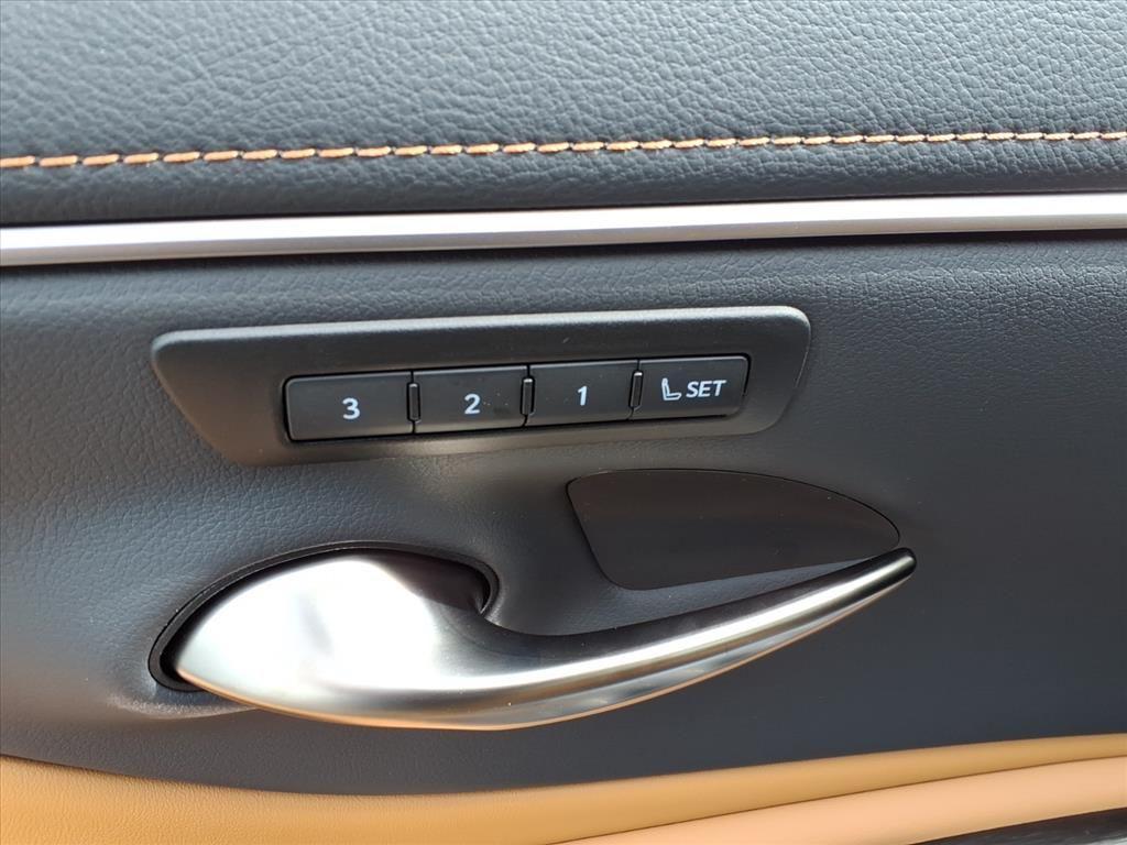 new 2025 Lexus ES 350 car, priced at $50,205