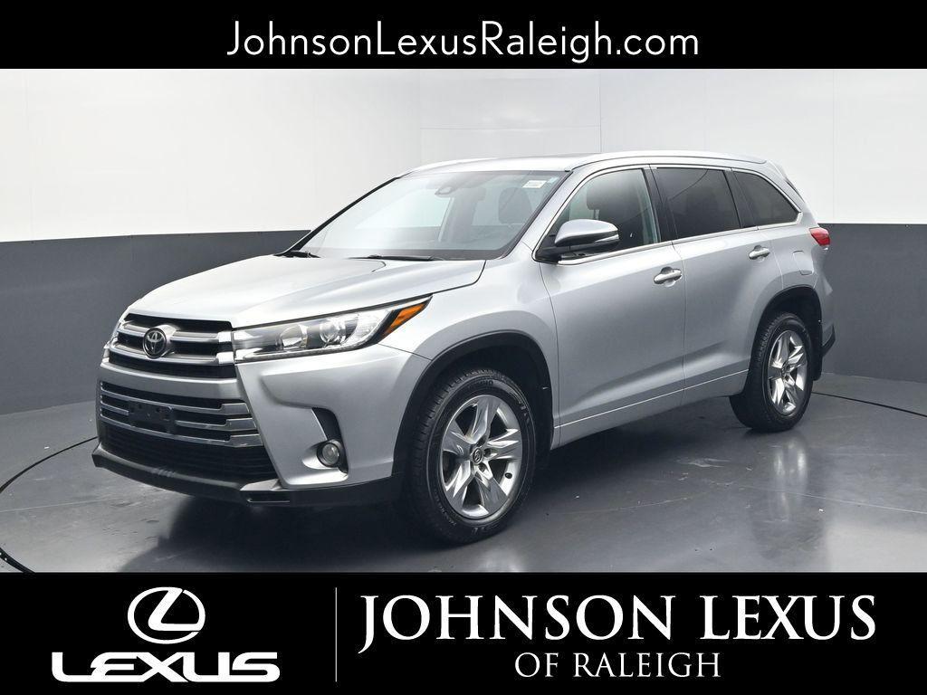 used 2018 Toyota Highlander car, priced at $17,924