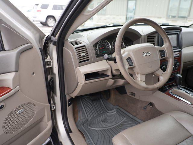 used 2007 Jeep Grand Cherokee car, priced at $5,899