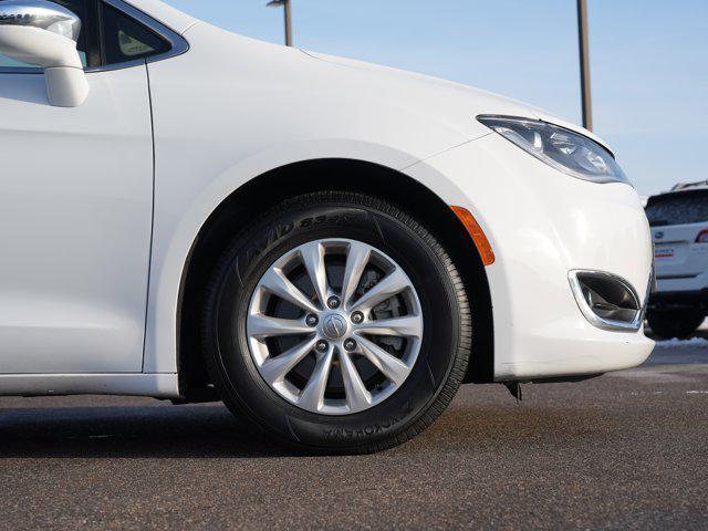 used 2017 Chrysler Pacifica car, priced at $15,799