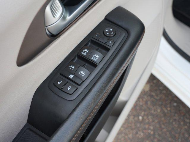 used 2017 Chrysler Pacifica car, priced at $15,799