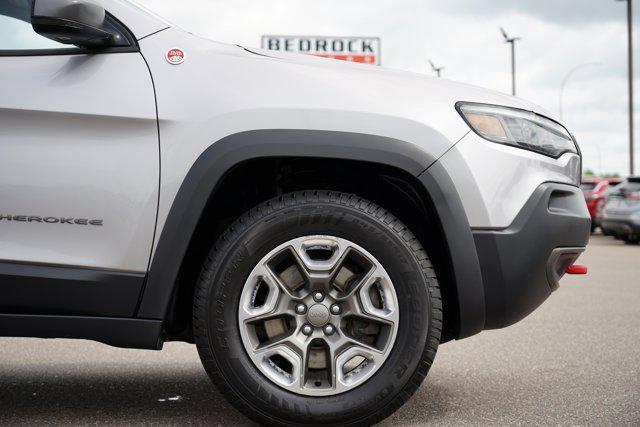 used 2019 Jeep Cherokee car, priced at $12,999