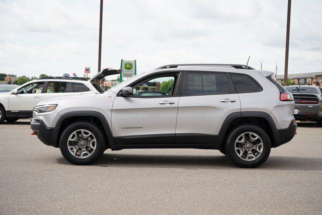used 2019 Jeep Cherokee car, priced at $12,999