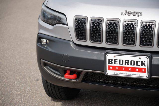 used 2019 Jeep Cherokee car, priced at $12,999