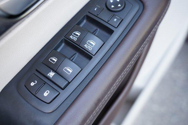 used 2017 Chrysler Pacifica car, priced at $13,199