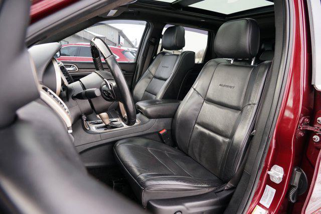 used 2016 Jeep Grand Cherokee car, priced at $16,999