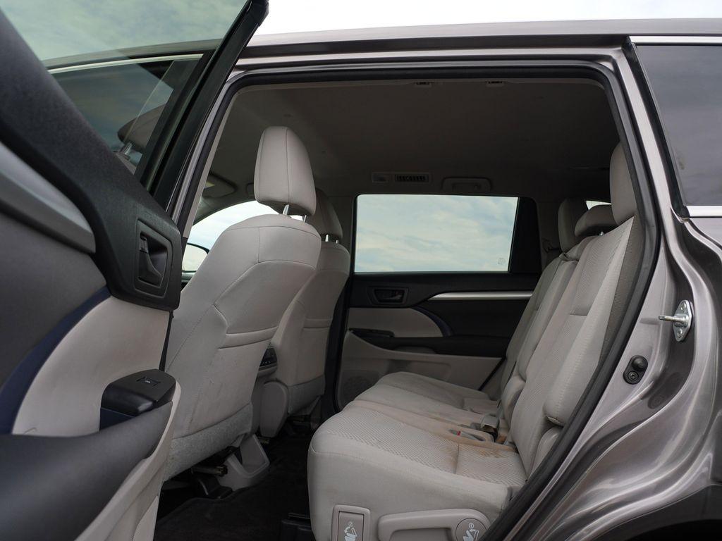 used 2017 Toyota Highlander car, priced at $16,749